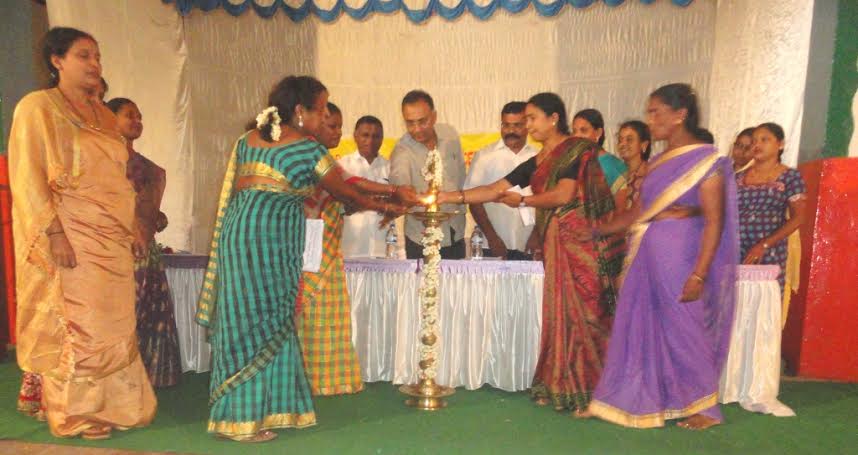 ಅಂಗನವಾಡಿ ಕಾರ್ಯಕರ್ತೆಯರು, ಸಹಾಯಕಿಯರಿಗೆ ಬಿಪಿಎಲ್ ಕಾರ್ಡ್